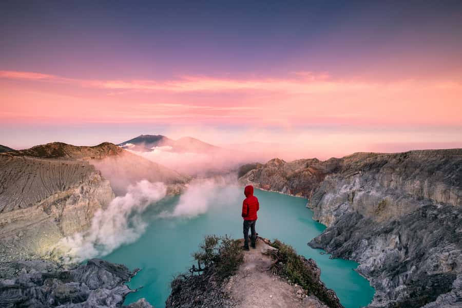 From Bali: Mount Bromo and Blue Fire Ijen Crater 3-Day Tour - Who should book this volcano adventure?