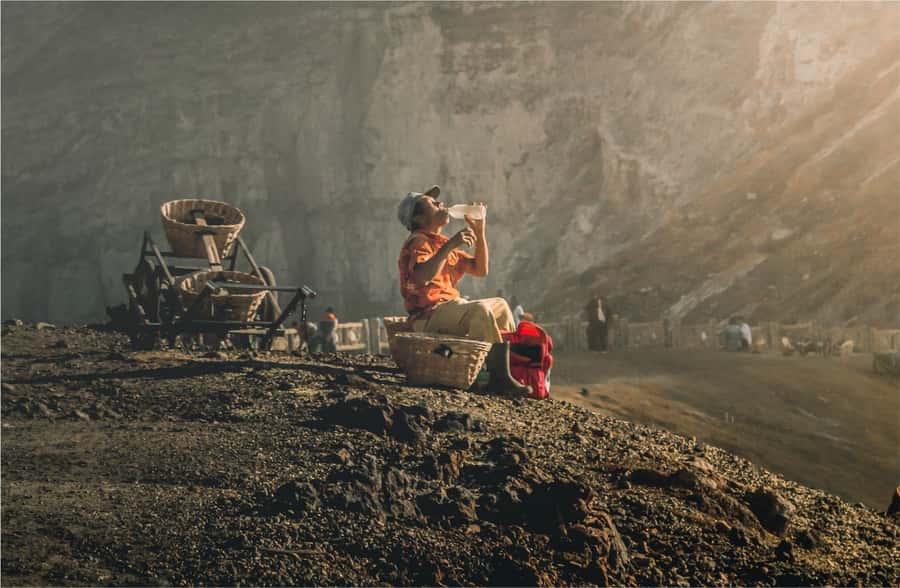 From Bali or Banyuwangi: Ijen Crater Sunrise Hike - Timing, cancellations, and the monthly closure