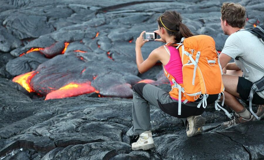 From Big island-Volcanoes & waterfall tour in a small group - Liliʻuokalani Park offers a quiet 30-minute pause