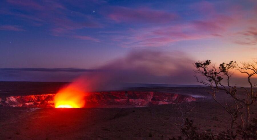 From Big island-Volcanoes & waterfall tour in a small group - A black sand beach is advertised, but timing is not specific