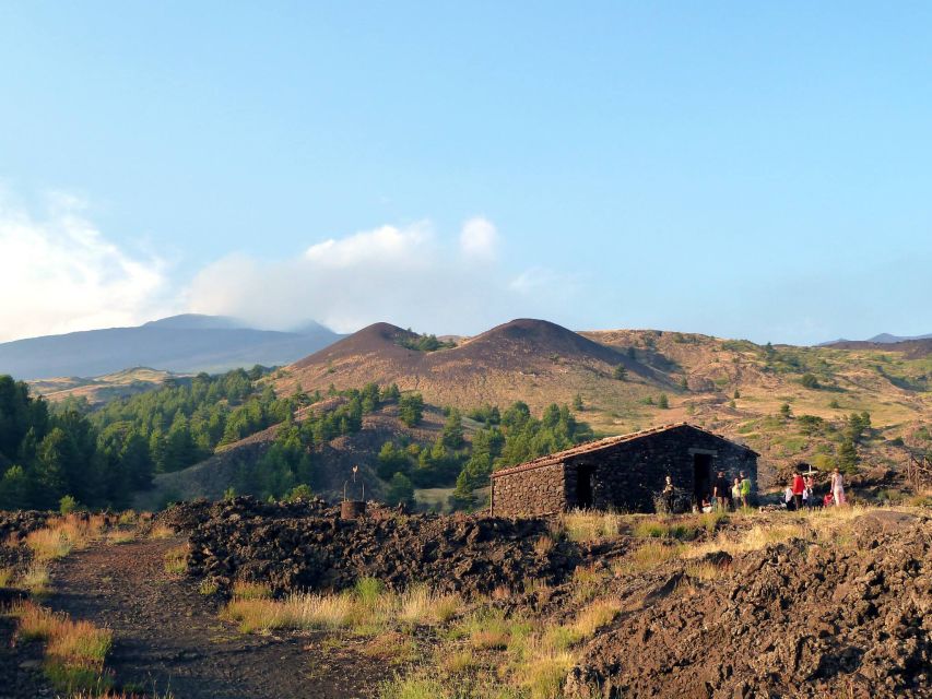 From Catania: Mount Etna Sunset Tour with Aperitif - What to wear and pack