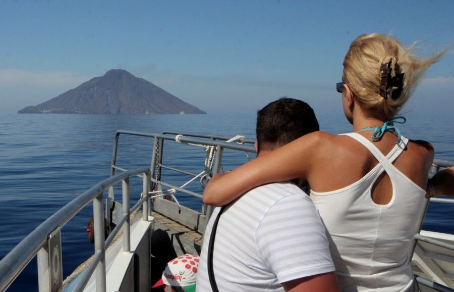 From Cefalù: Salina, Panarea, Stromboli Tour with Boat Ride - Who will enjoy this day most?
