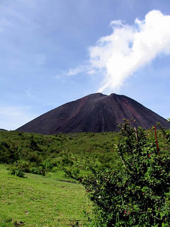 From Guatemala City or Antigua: Pacaya Volcano Day Tour - The drive from Antigua to the volcano