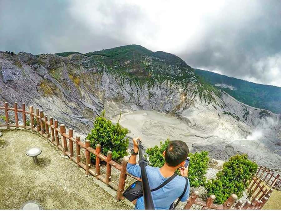 From Jakarta : Volcano, Tea & Rice Fields, Hot Spring - Key points to know before booking