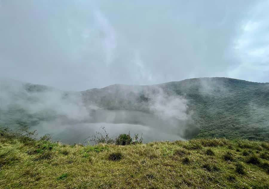 From Kigali: Bisoke Summit Trek, Crater Lake 1 Day Safari - Descending at about 2:00 PM
