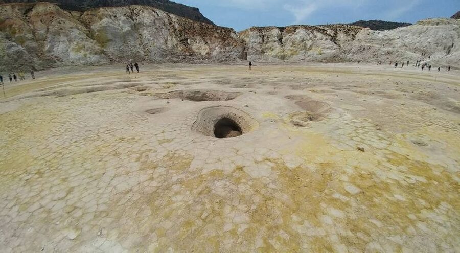 From Kos: Nissyros Volcano total package - Walking into the volcanic crater