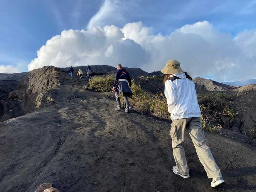 From Malang/Surabaya: Mount Bromo and Ijen Crater 2-Day Tour - Across the Sea of Sand to Bromo’s caldera