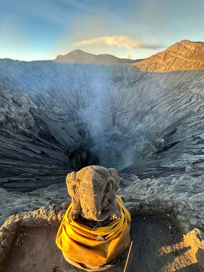 From Malang/Surabaya: Mount Bromo and Ijen Crater 2-Day Tour - The guides make a real difference