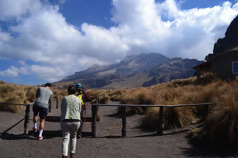 From Mexico City: Hike Iztaccihuatl Volcano with an Alpinist - Is $168 good value?