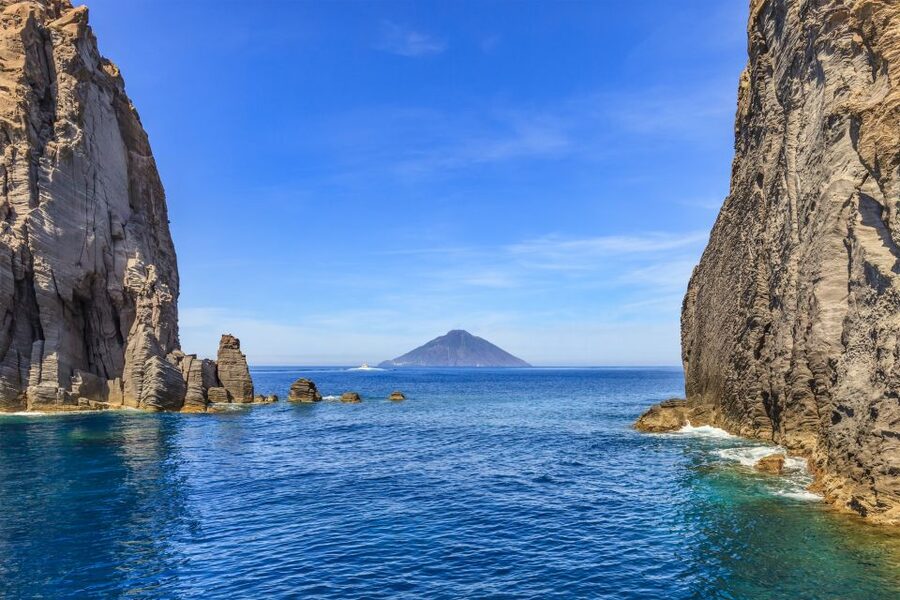 From Milazzo: Panarea and Stromboli Boat Trip by Night - Sunset and eruptions from the water