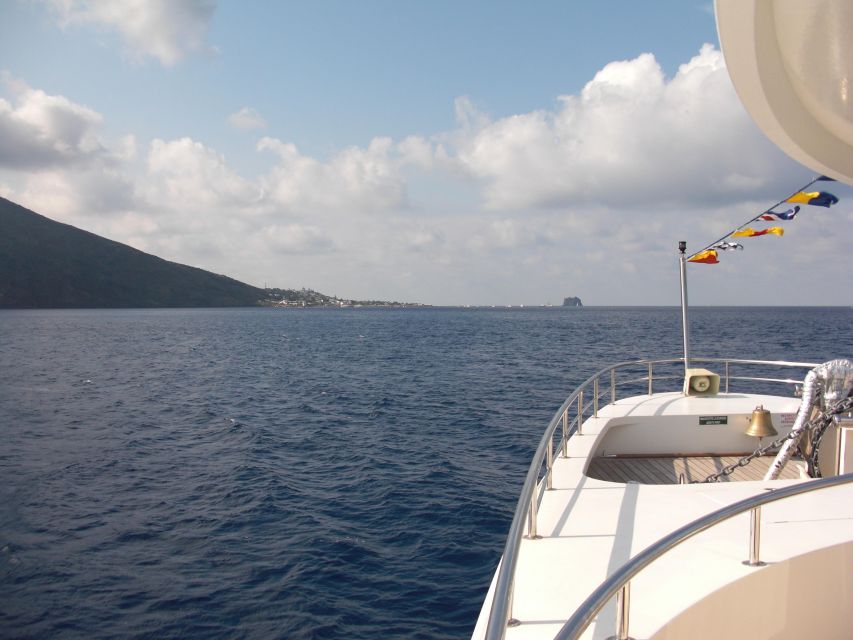 From Milazzo: Panarea and Stromboli sunset cruise - From Milazzo port to the Aeolian Islands