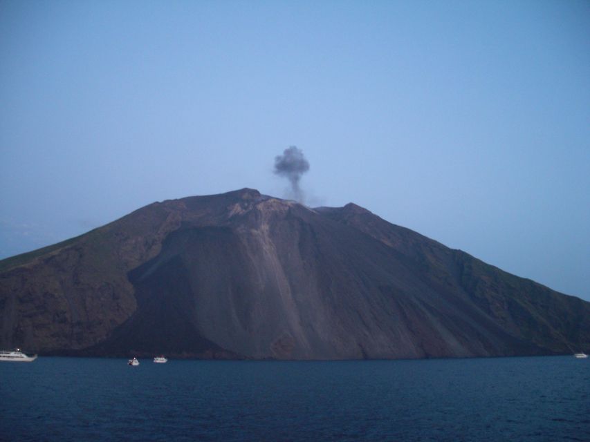 From Milazzo: Panarea and Stromboli sunset cruise - Who should choose this cruise?