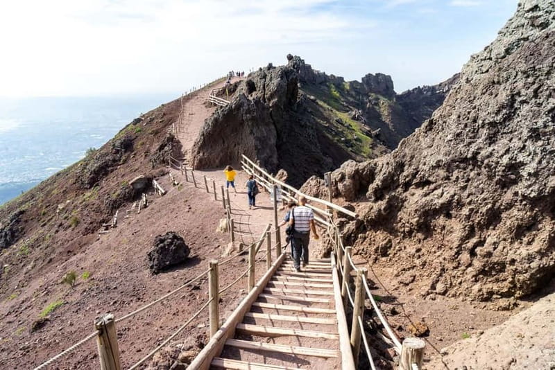 From Naples: Day Trip to Mount Vesuvius - From Naples to the slopes of Vesuvius