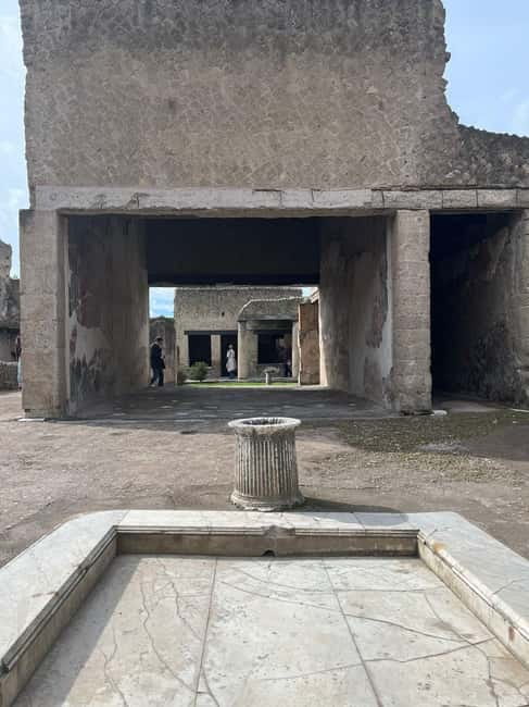 From Naples: Explore the ruins of Herculaneum and Vesuvius - Making the most of two hours among the ruins