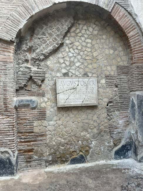 From Naples: Explore the ruins of Herculaneum and Vesuvius - My verdict on the value