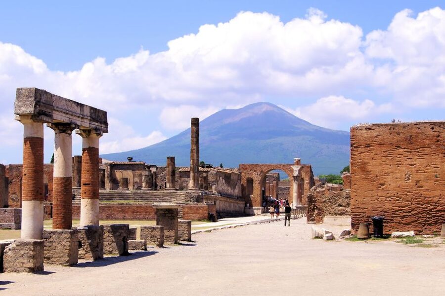 From Naples: Herculaneum, Mount Vesuvius & Pompeii Day Trip - Mount Vesuvius: the physical highlight