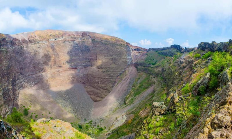 From Naples_Mount Vesuvius Bus Transfer with Audioguide - Returning to Naples after your free time