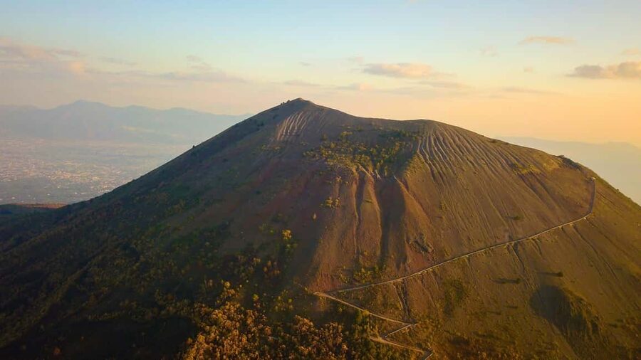 From Naples: Mount Vesuvius Half-Day Tour with Lunch - Is $82 a fair price?