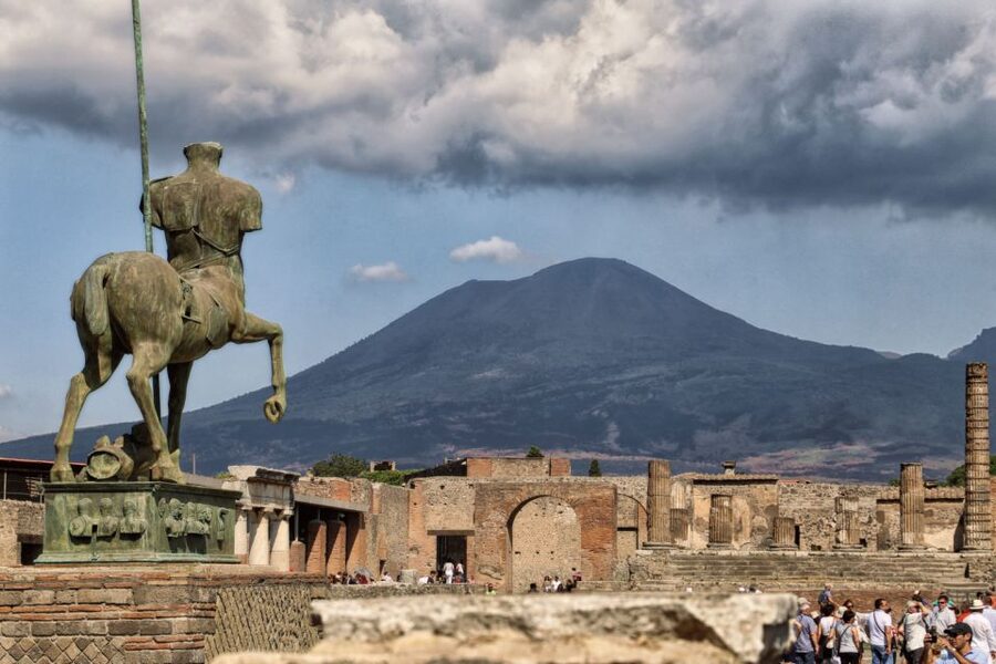 From Naples: Pompeii and Vesuvius Full-Day Tour with Lunch - Key points to know before booking