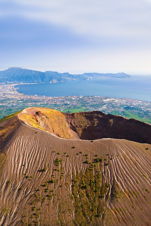 From Naples: Pompeii, Herculaneum and Vesuvius Tour - Vesuvius National Park in 90 minutes
