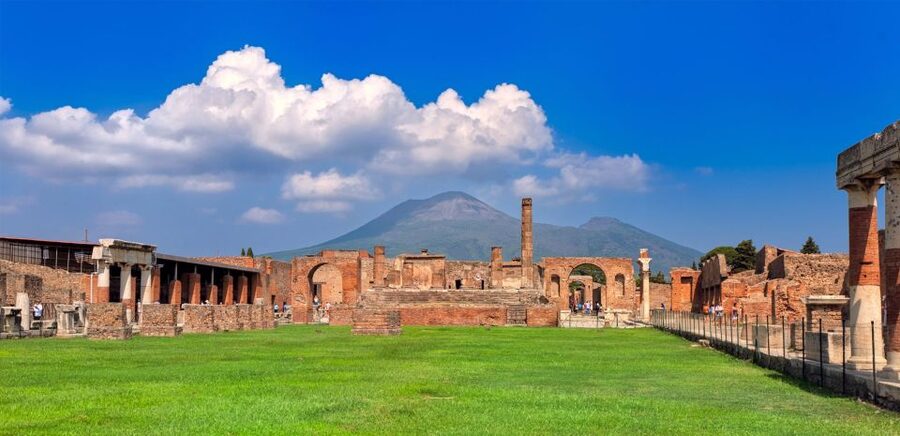 From Naples: Pompeii, Herculaneum, & Vesuvius Full-Day Tour - Climbing Vesuvius to the Great Cone