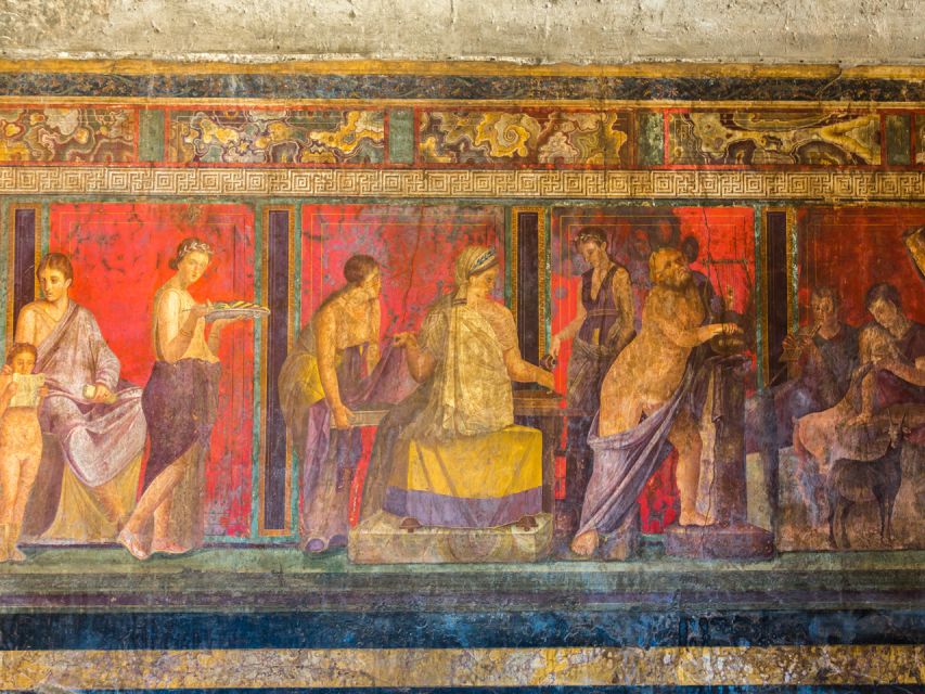 From Naples: Pompeii, Herculaneum, & Vesuvius Full-Day Tour - Herculaneum and the details Pompeii lost