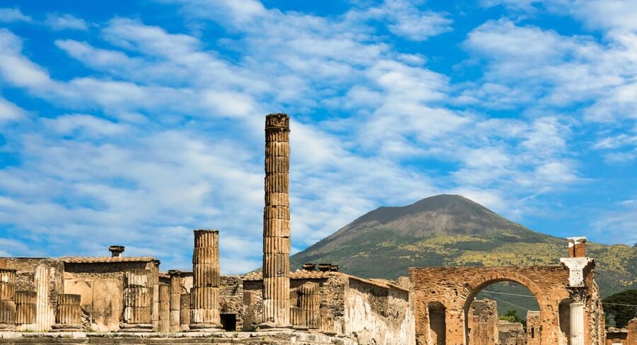 From Naples Port:Pompeii+Vesuvius tour - Booking details worth keeping in mind
