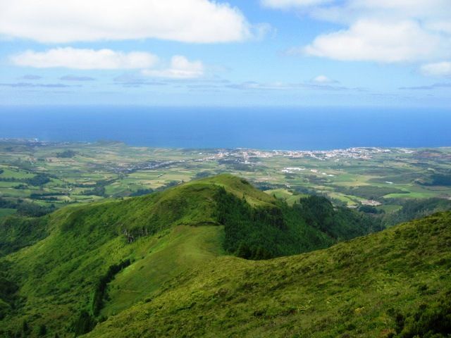 From Ponta Delgada: Lagoa do Fogo Half-Day Jeep Tour - Why this half-day trip works well