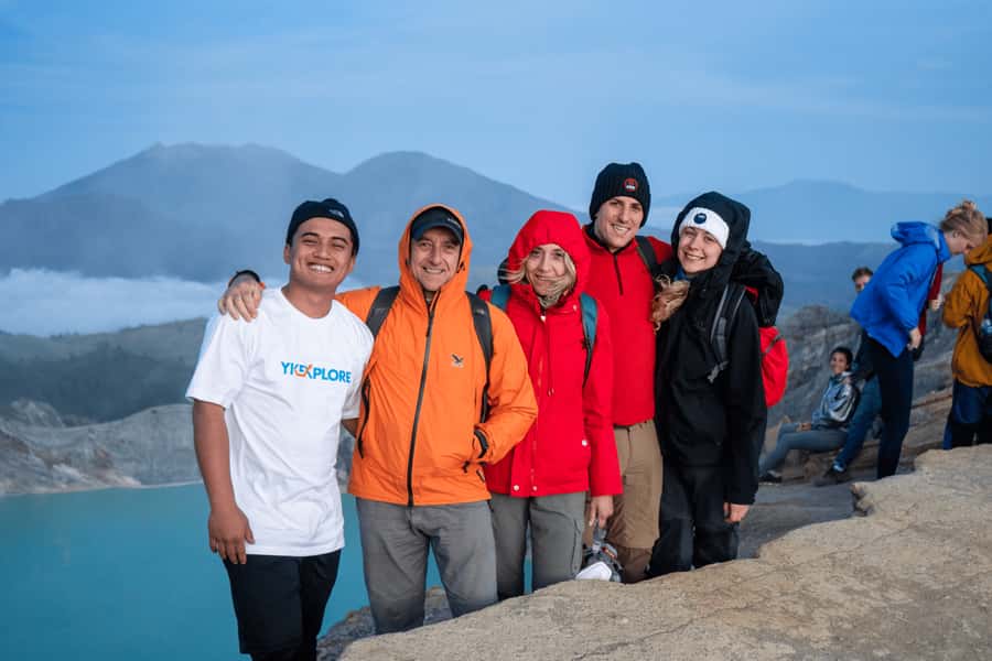 From Probolinggo: 2-Day Mount Bromo and Ijen Volcano Tour - The long transfer toward Ijen