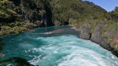 From Puerto Varas: Osorno Volcano & Petrohue Falls Day Tour