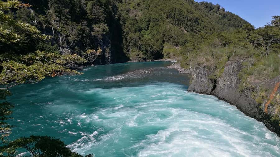 From Puerto Varas: Osorno Volcano & Petrohue Falls Day Tour - One hour at the Osorno Ski and Mountain Center