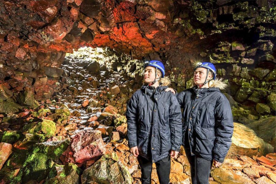 From Reykjavik: Raufarhólshellir Lava Tunnel by Bus - Why Raufarhólshellir feels different from a standard cave tour