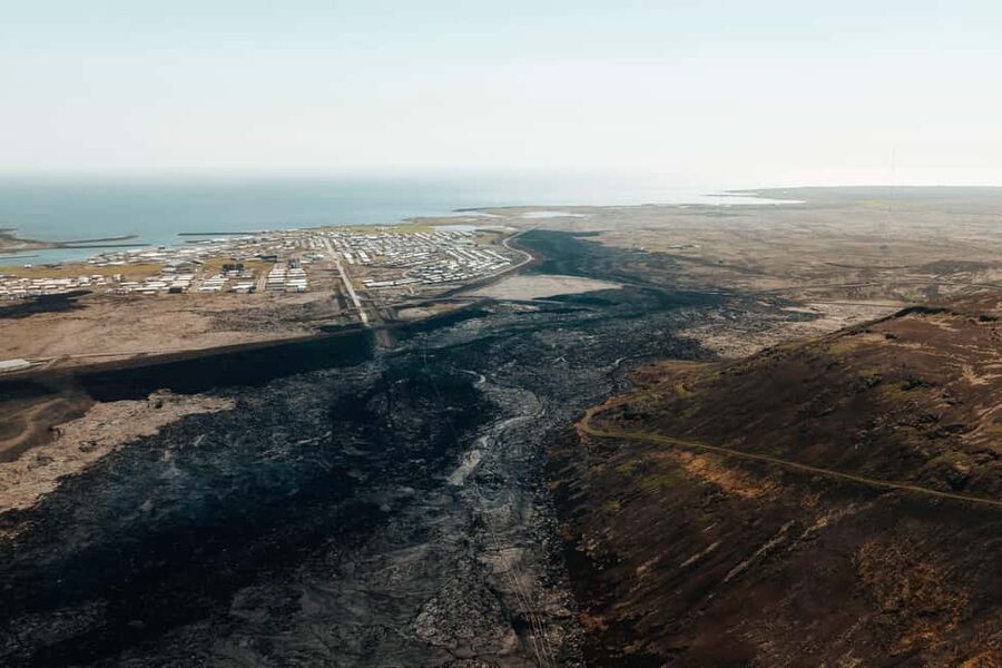 From Reykjavik: Volcanic Peninsula & Grindavik Minibus Tour - Why this Reykjanes tour feels different