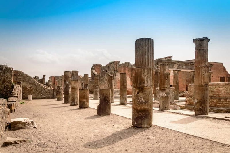 From Rome: Pompeii Guided Tour with Lunch - Guide quality can shape the whole visit