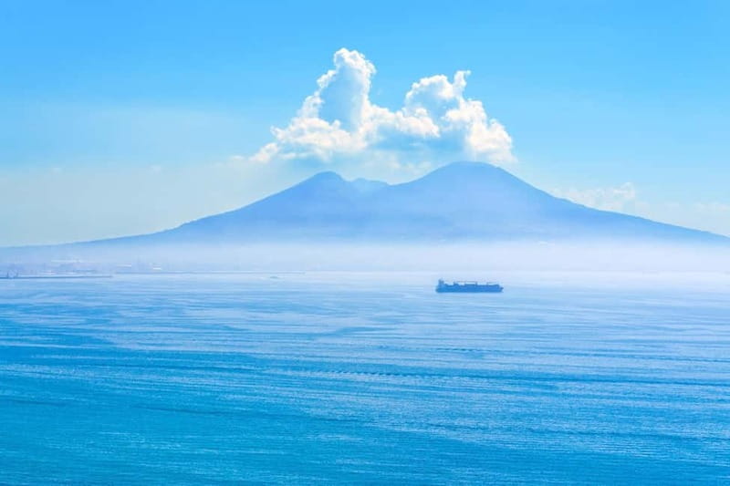 From Rome: Pompeii Guided Tour with Lunch - A guided route through the ancient city
