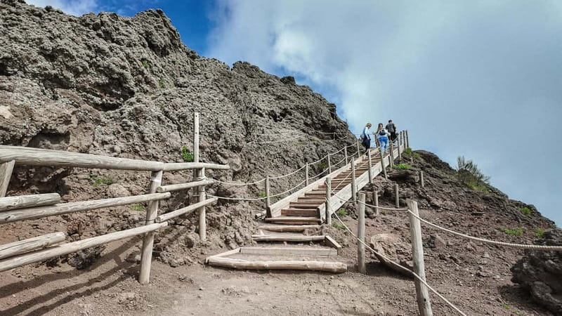 From Salerno: Vesuvius Tour with Entry Ticket & Smart Guide - Why the 79 AD story adds value