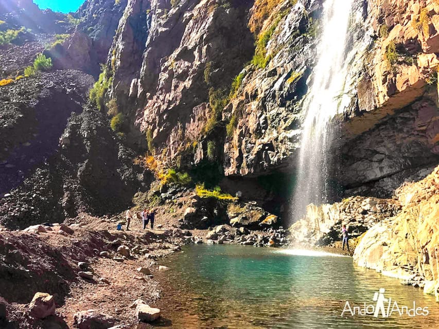 From Santiago: Cajón del Maipo and Volcán San José Hike 8K - A picnic beside the mountains