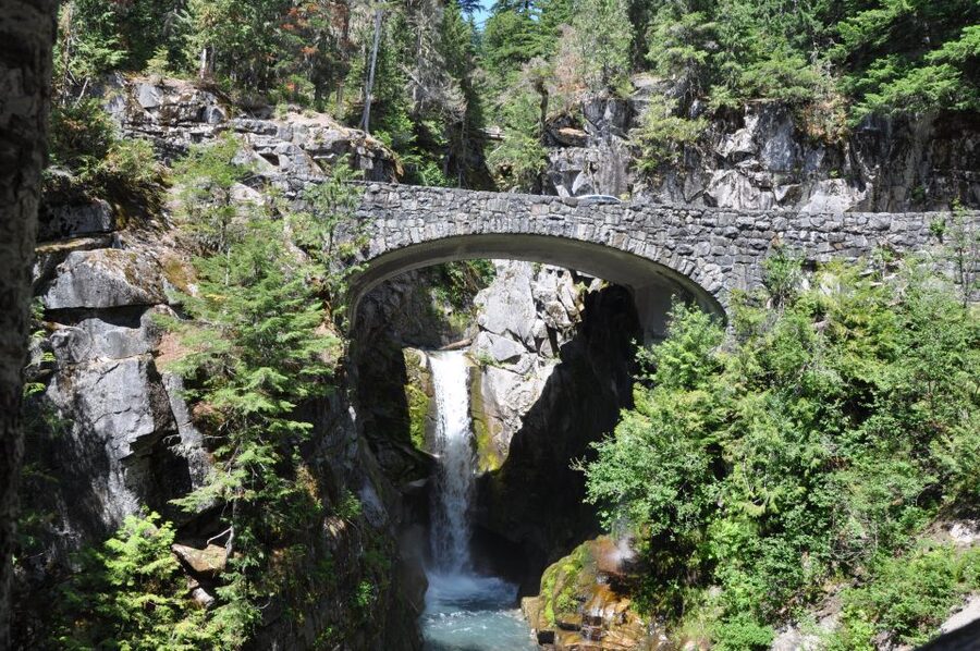 From Seattle: Customized Mount Rainier Tour - Nisqually River, Christine Falls, and Narada Falls