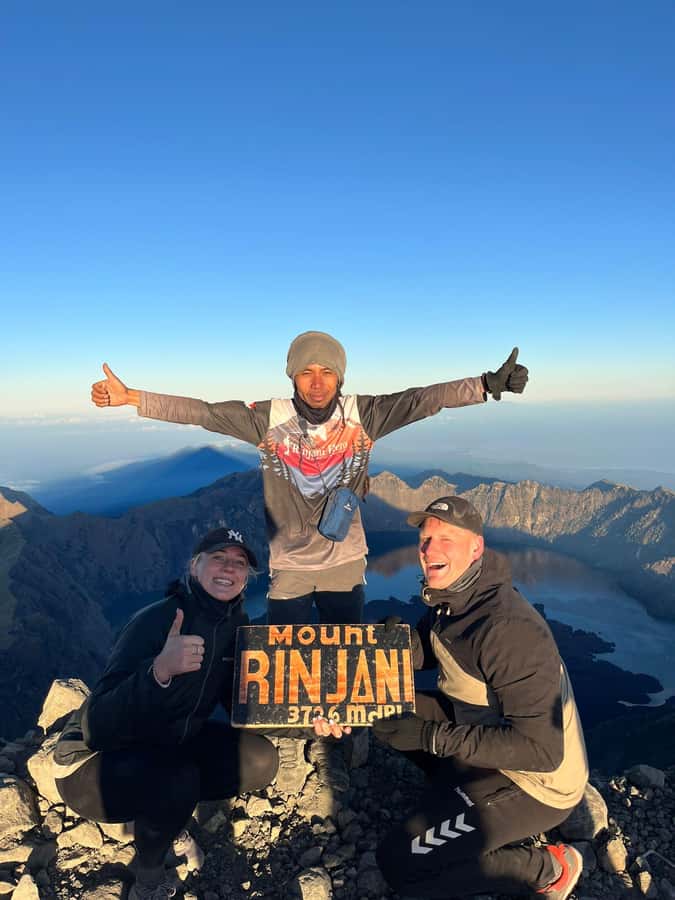 From Senaru: Mount Rinjani 2-Day Trek to Summit - The 2:30 a.m. start and the summit push
