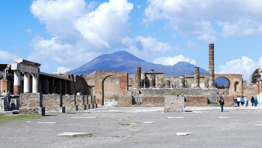 From Sorrento: Day Tour to Pompeii Ruins and Mount Vesuvius - Why Pompeii makes this day worth doing