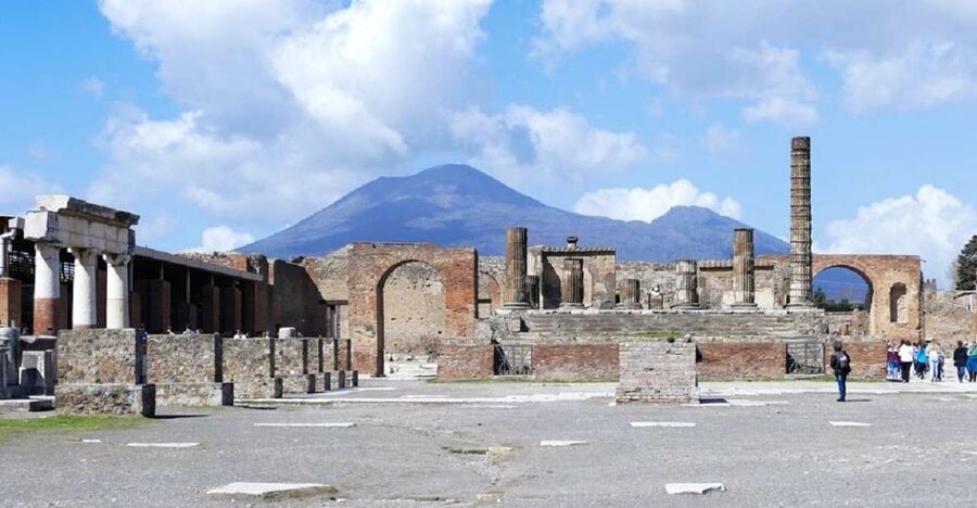 From Sorrento: Day Tour to Pompeii Ruins and Mount Vesuvius - What your Pompeii walk includes