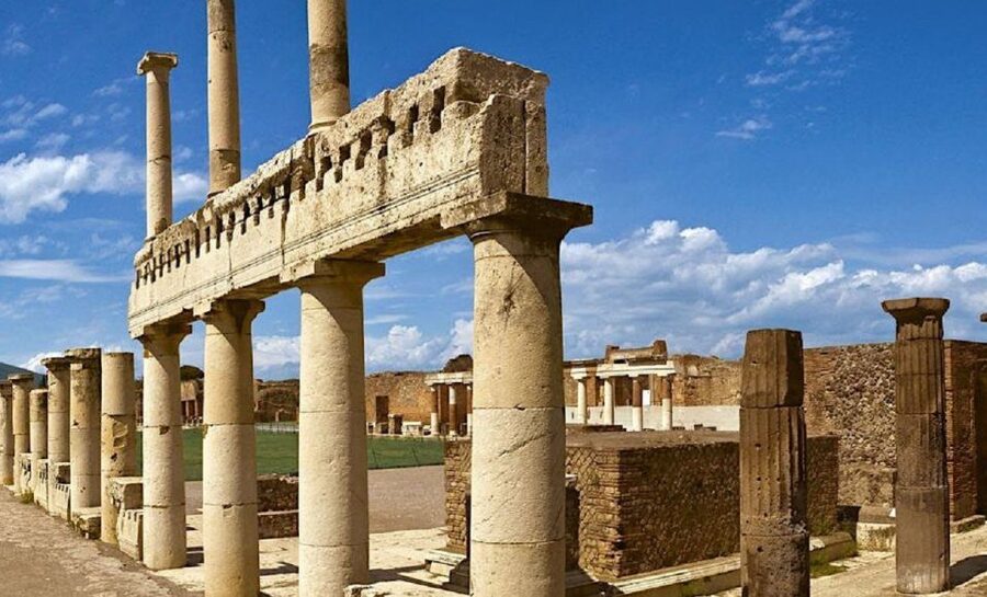 From Sorrento: Day Tour to Pompeii Ruins and Mount Vesuvius - Transport from Sorrento keeps the day simple