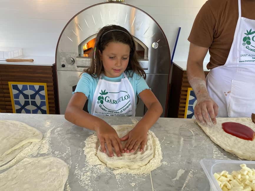 From Sorrento: Pizza-Making Class w/ View of Mount Vesuvius - A pizza class above Sorrento with Vesuvius in view
