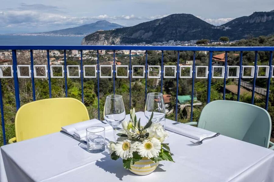 From Sorrento: Pizza-Making Class w/ View of Mount Vesuvius - Start with olive oil and local products