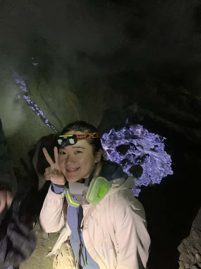 From Surabaya/Malang/Bali: Kawah Ijen Blue Fire Guided Tour - Blue fire, sulfur mining, and respectful sightseeing