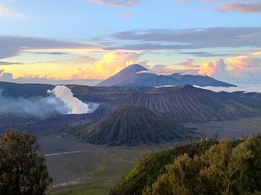 From Surabaya/Malang : Bromo, Ijen, Tumpaksewu in 3 days - The schedule favors active people with limited time