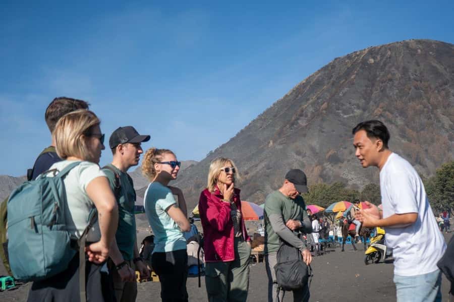 From Surabaya or Malang : Mount Bromo Sunrise Guided Tour - Guides, communication, and group comfort
