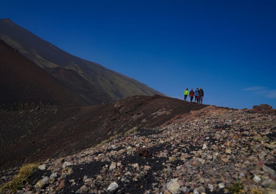 From Syracuse: Mount Etna Guided Morning Hike & Food Tasting - Why This Etna Day Works So Well
