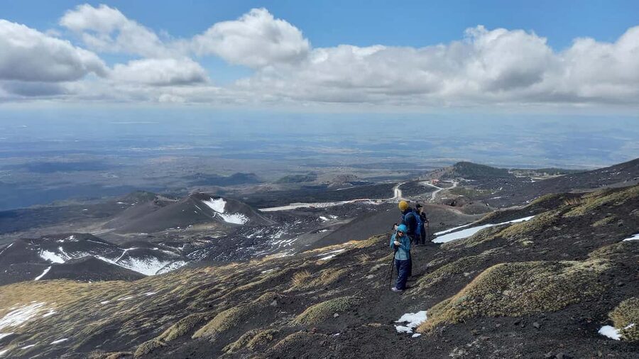 From Syracuse: Mount Etna Guided Morning Hike & Food Tasting - Inside Grotta dei Tre Livelli