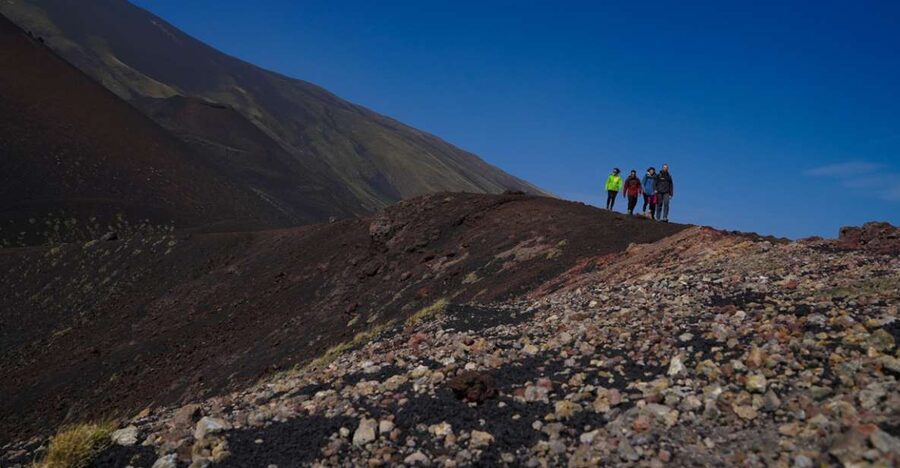 From Syracuse: Mount Etna Guided Morning Hike & Food Tasting - The Syracuse Departure and Two-Hour Drive